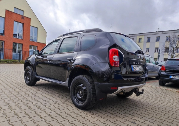 Dacia Duster cena 33000 przebieg: 186882, rok produkcji 2013 z Józefów małe 254